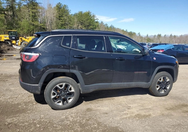 Jeep Compass cena 34000 przebieg: 96686, rok produkcji 2018 z Suchedniów małe 79